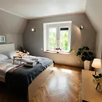 Maya's 23 Attic - Ogarna Old Town 그단스크