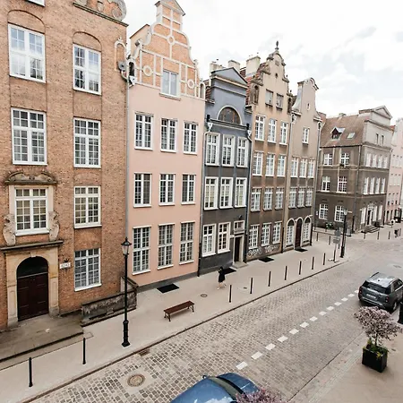 Maya's Flats & 23 Attic - Ogarna Old Town